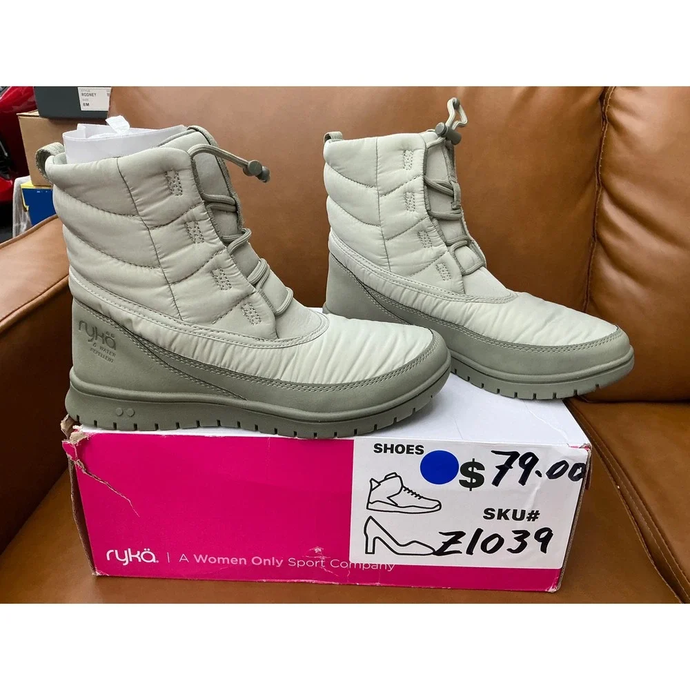 Ryka Solace Snow Boots Womens 7.5 Green Water Repellent Quilted Puffer
